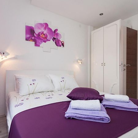 Apartments Paradis โรวีน ภายนอก รูปภาพ